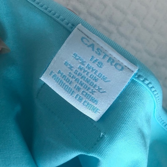 Blue Castro Top - Picture 7 of 7